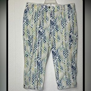 $15 clearance sale CHICOS  2 Ultimate Cropped Cargo Pants Women's Floral